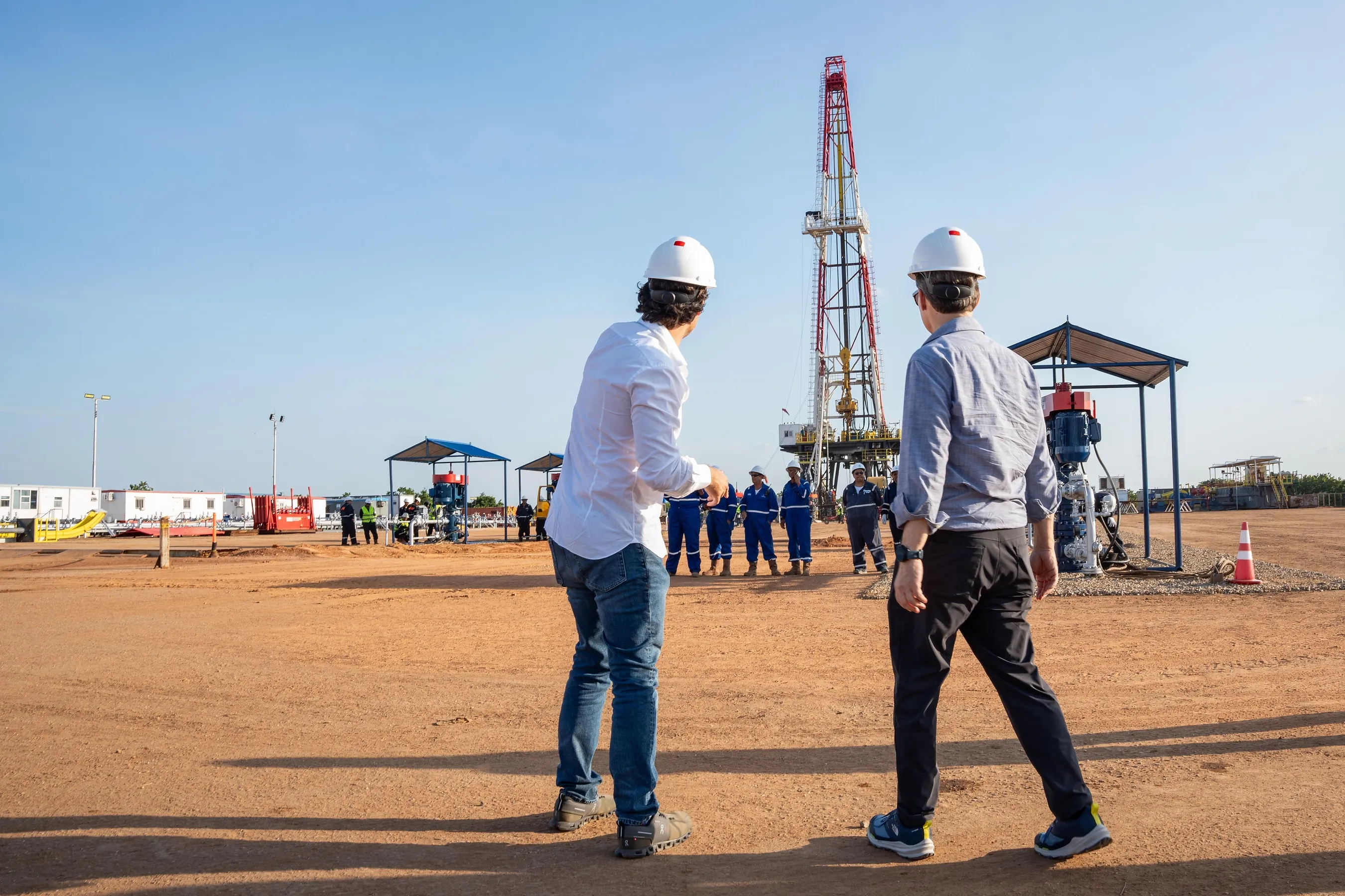 U.S. Officials Tour NABEP's Venezuelan Oil Fields: "Both of our countries are winning"